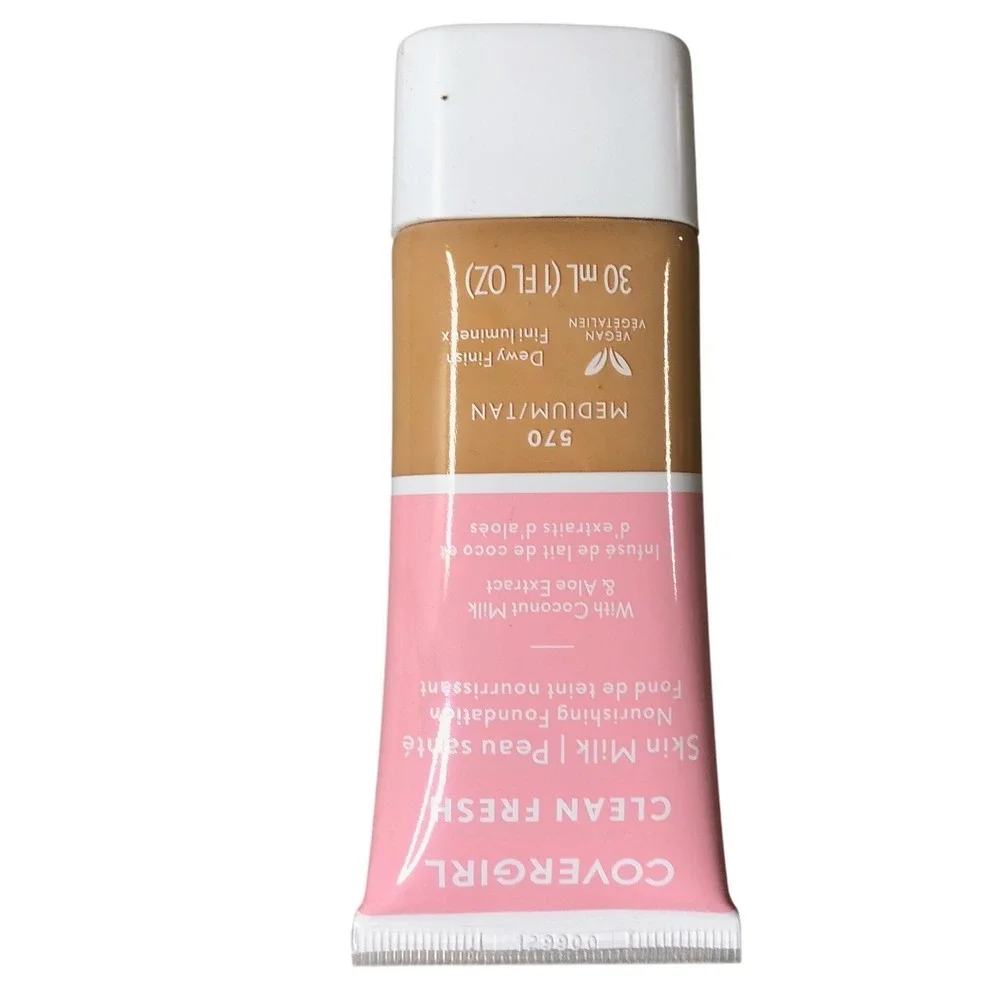COVERGIRL Clean Fresh 570‎ Medium Tan Nourishing Foundation Dewy Finish Vegan